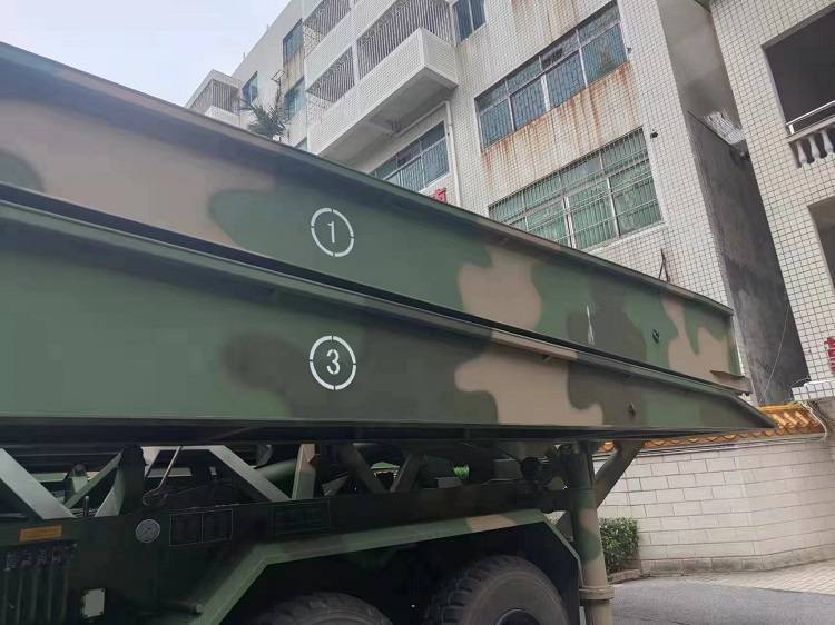 丰满外墙迷彩漆喷涂:兼具个性美学与耐候防护的建筑新选择